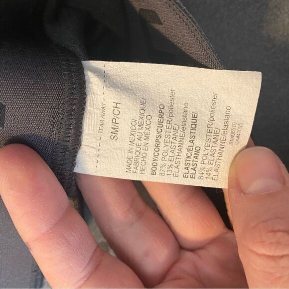 Under Armour Mid Rise muddy gray volleyball dance bike shorts 5” small - Picture 8 of 11